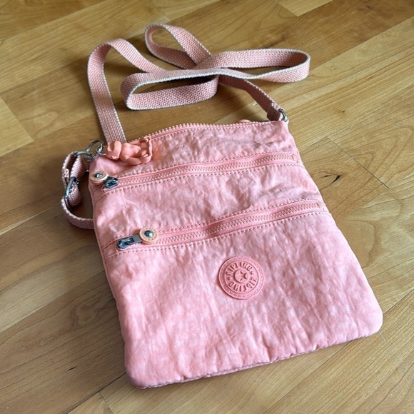 Kipling Keiko Crossbody Peachy Coral mini bag purse peach with keychain charm - Picture 10 of 14